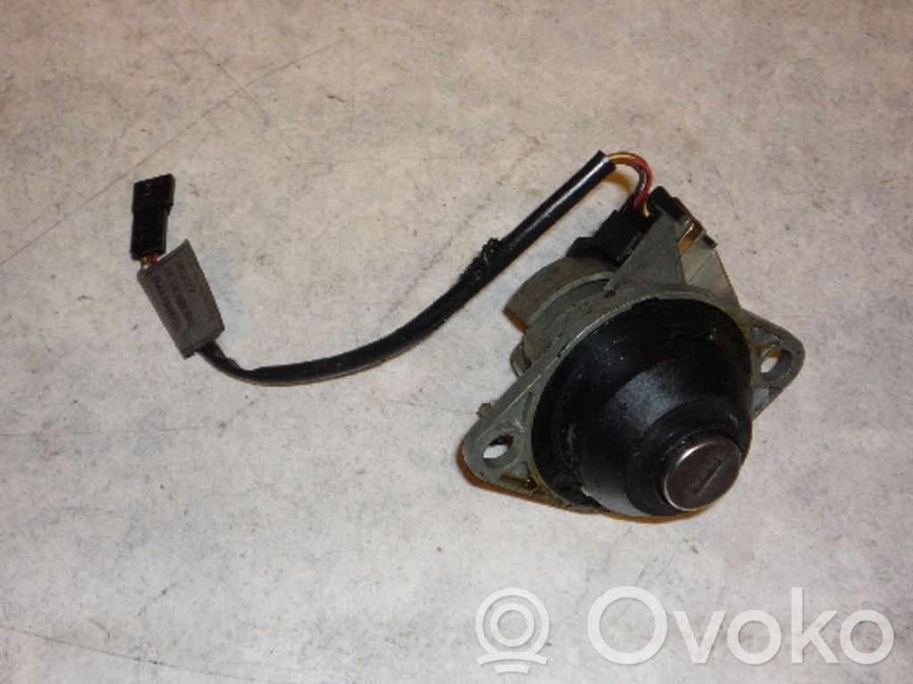 BMW 5 E39 Tailgate/trunk/boot lock/catch/latch 