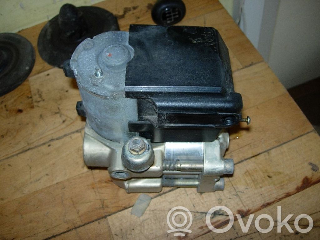 BMW 5 E34 ABS Pump 