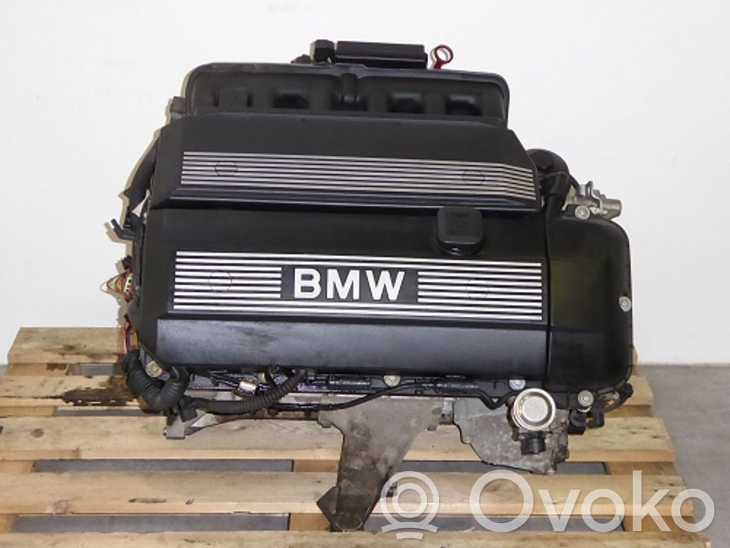 BMW 5 E39 Engine 