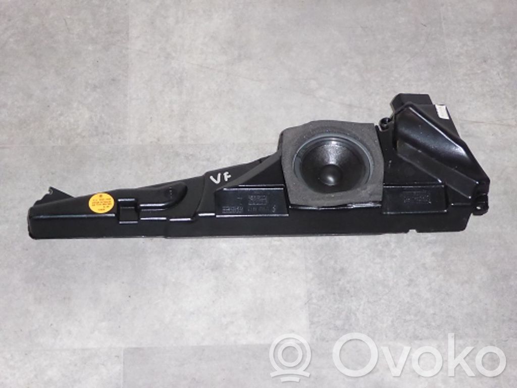 BMW 5 E39 Etuoven kaiutin 