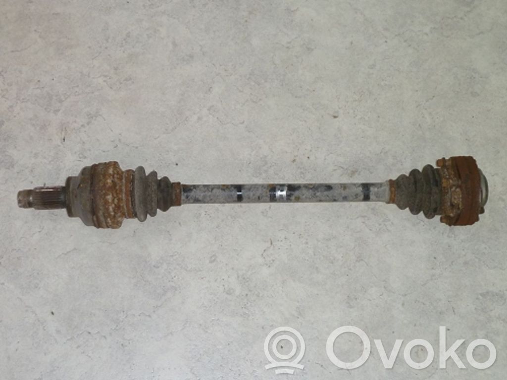 BMW 7 E38 Kardanas komplekte 
