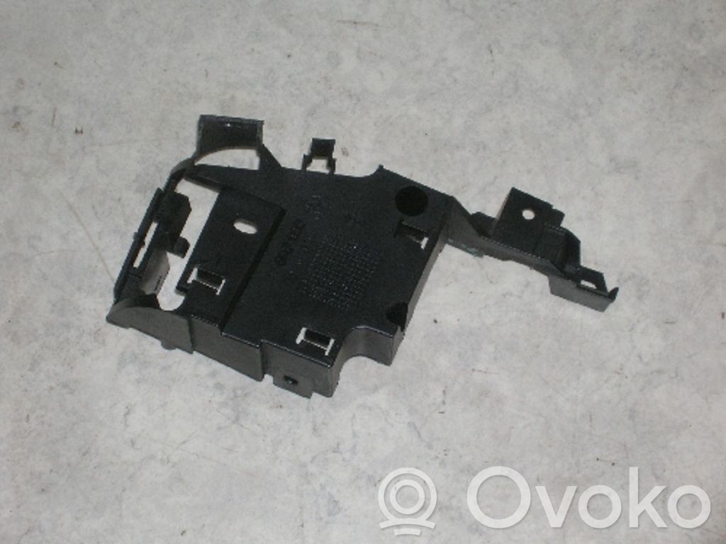 Bracket in trunk/boot   51478237134,51478237134
