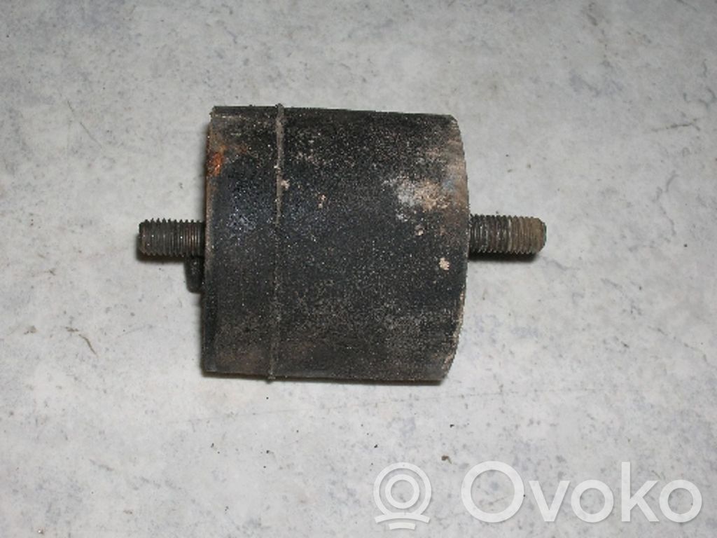 Engine mounting bracket   11811133364,11811133364