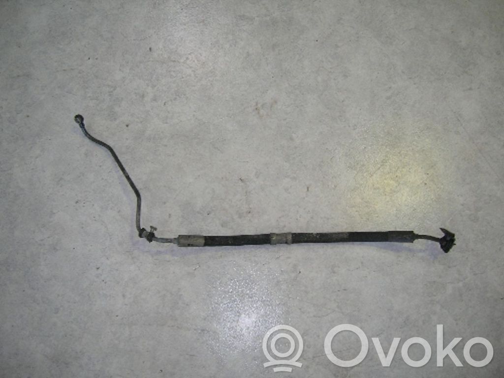 BMW 5 E34 Ilmajousituksen letku, takana 