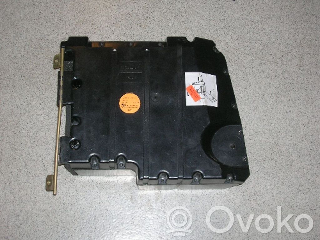 BMW 5 E39 Subwoofer 