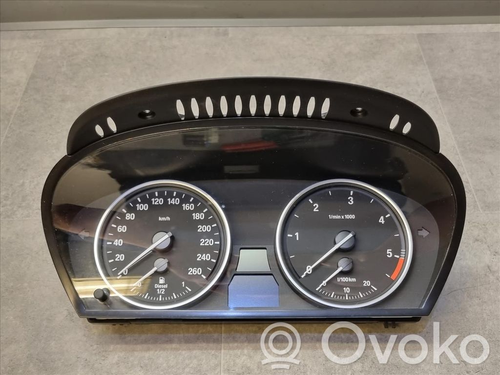 BMW 5 E60 E61 Speedometer (instrument cluster) 