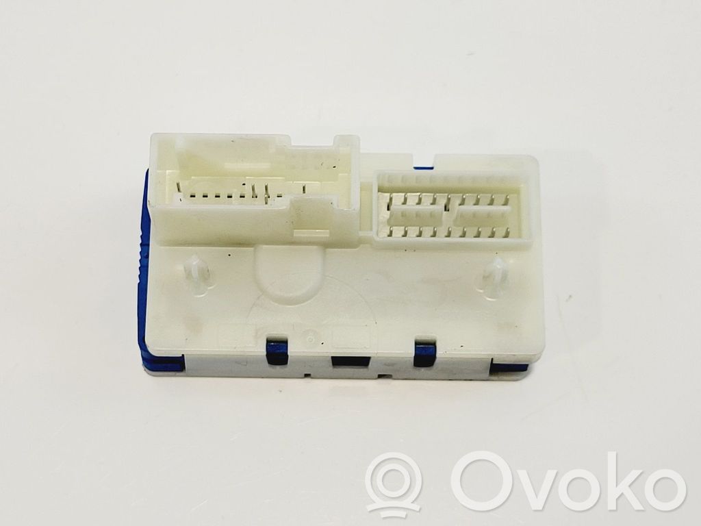 Muu rele   61355A44CE0,61355A44CE0