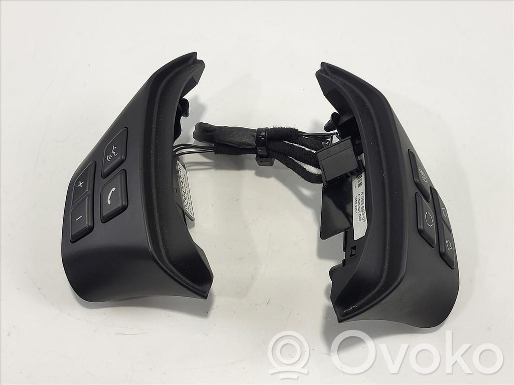 BMW 3 E90 E91 Butoane/comutatoare pe volan 