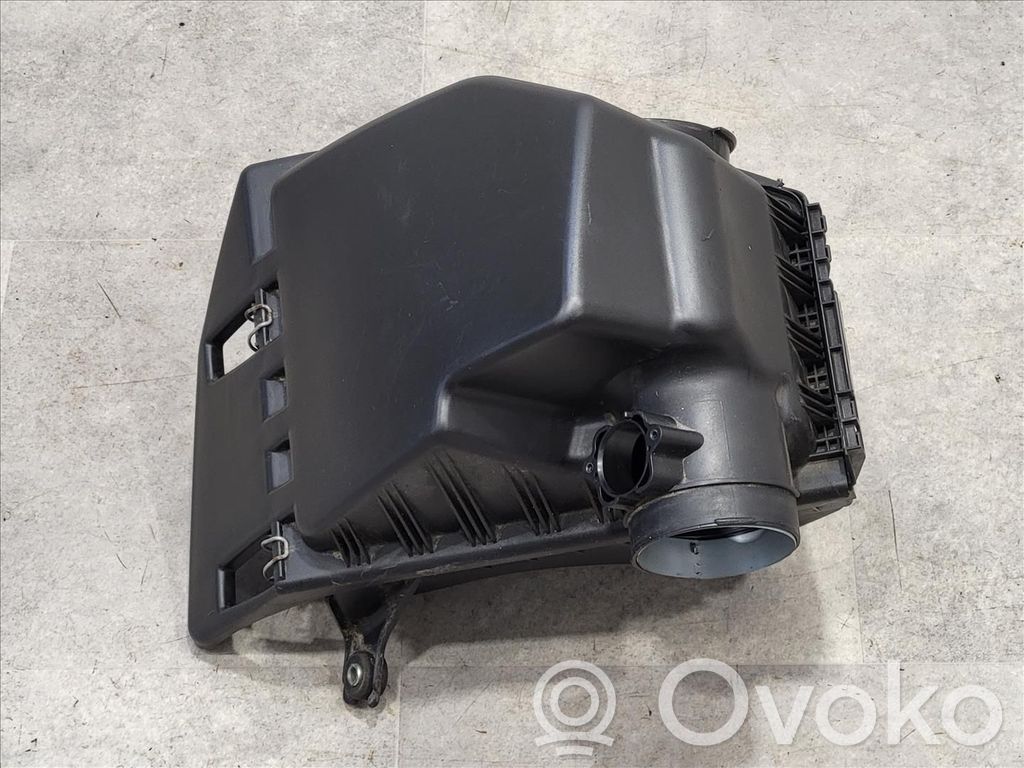 BMW 5 E60 E61 Intake resonator 