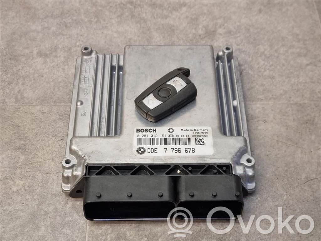 BMW 5 E60 E61 Engine control unit/module 