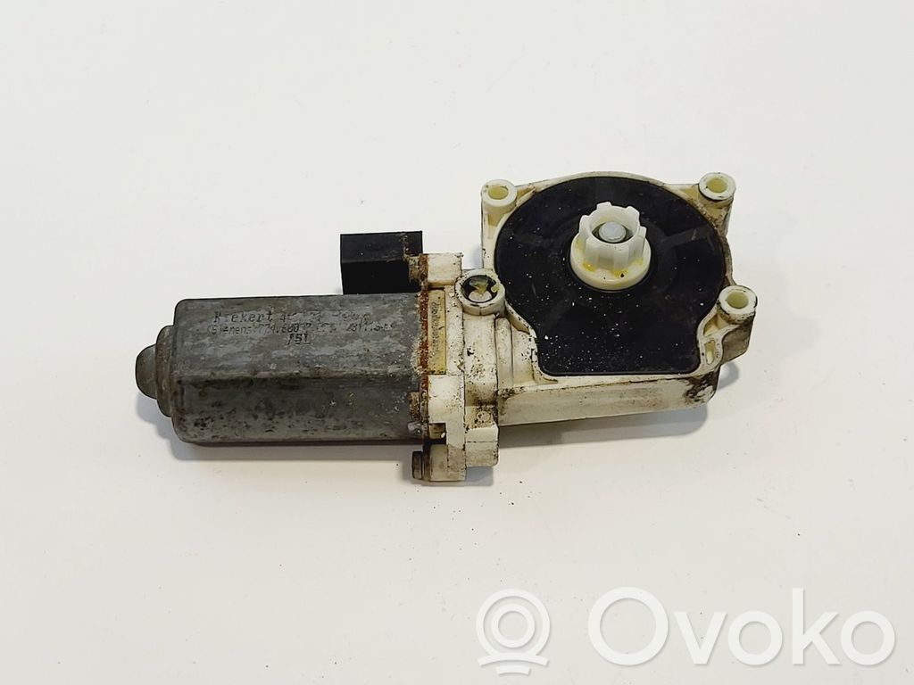BMW 7 E65 E66 Etuoven lukko 