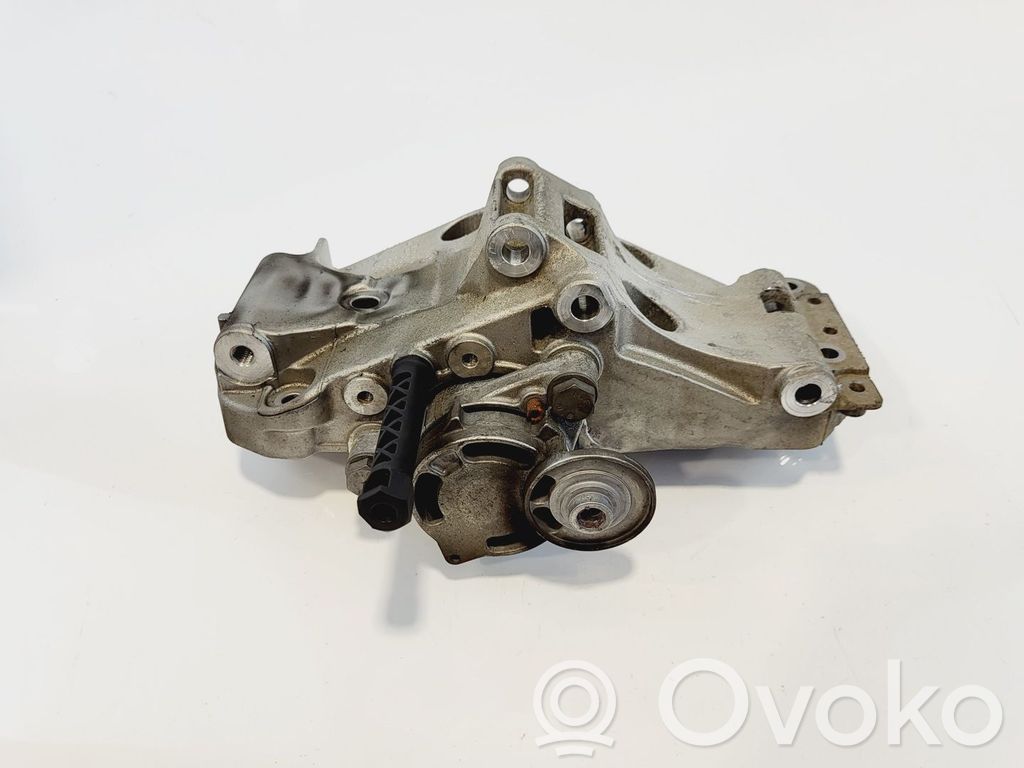 BMW 5 G30 G31 G38 Suport tampon motor 