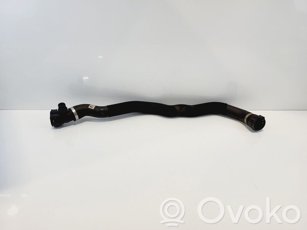 BMW 5 G30 G31 G38 Tubo flessibile del liquido di raffreddamento del motore 