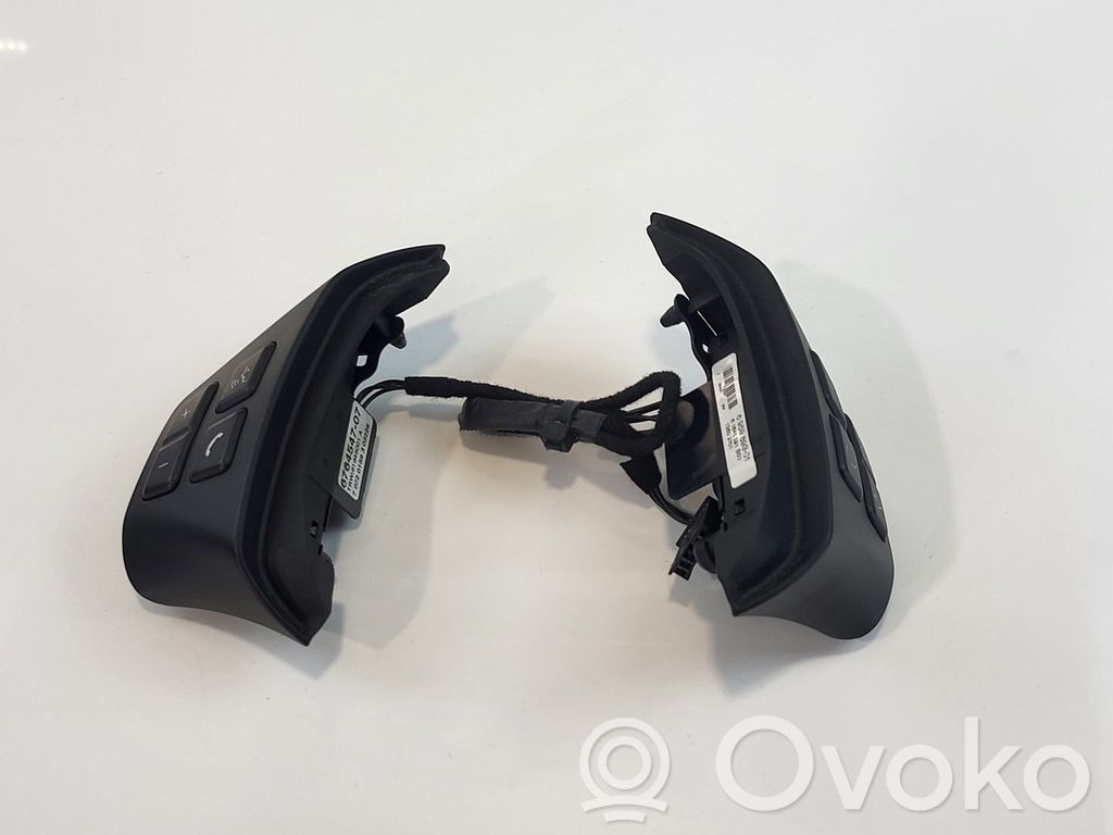 BMW 3 E90 E91 Butoane/comutatoare pe volan 