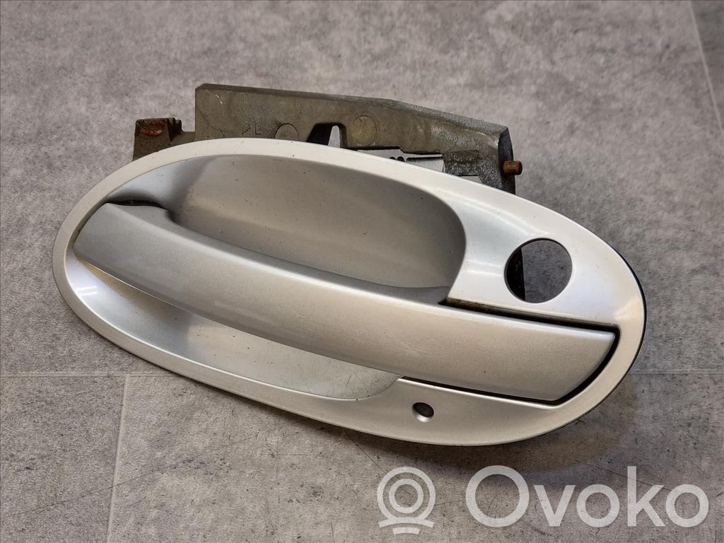 BMW 7 E65 E66 Etuoven ulkokahva 