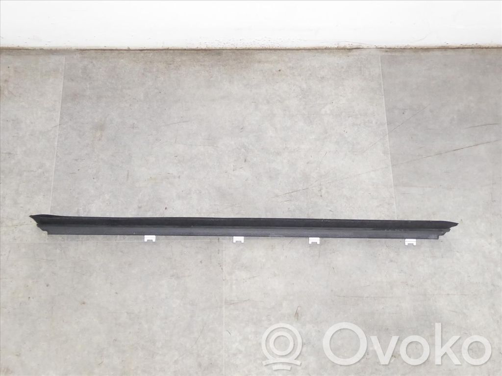 Mini Cooper Countryman F60 Gumowa uszczelka drzwi tylnych