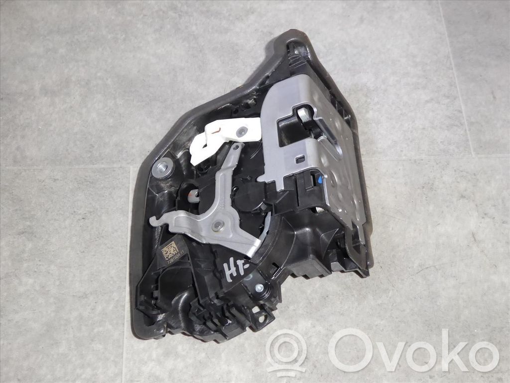 BMW 2 F45 Încuietoare ușă față 