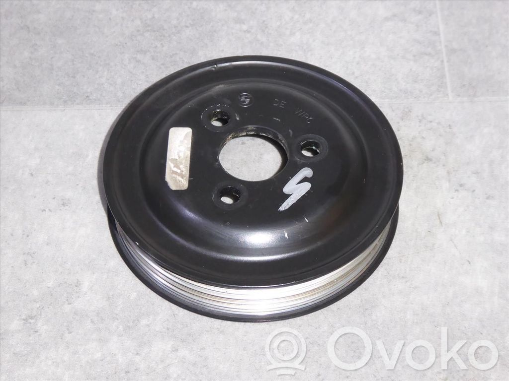 BMW 5 F10 F11 Riemenscheibe Servopumpe 