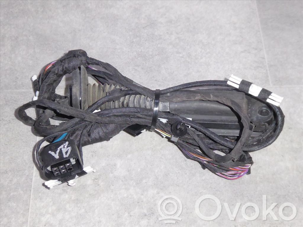 BMW 5 F10 F11 Takaoven johtosarja 
