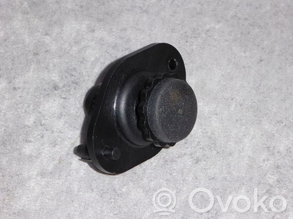 BMW 3 F30 F35 F31 Odbój klapy tylnej bagażnika 