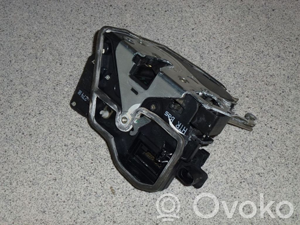 BMW 7 E65 E66 Galinės spynos varikliukas 