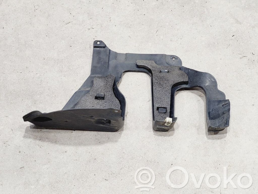 BMW 5 G30 G31 G38 Copri motore (rivestimento)