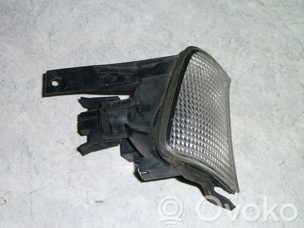 BMW 5 E34 Front indicator light 