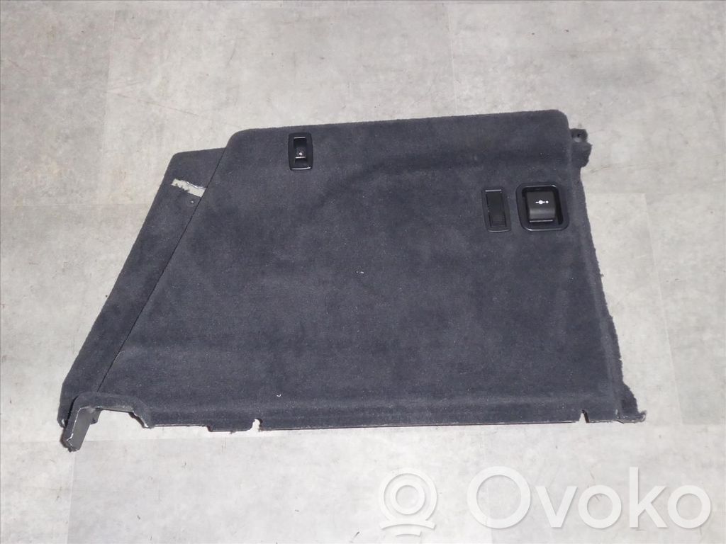 BMW X5 F15 Boczek / Tapicerka / bagażnika 