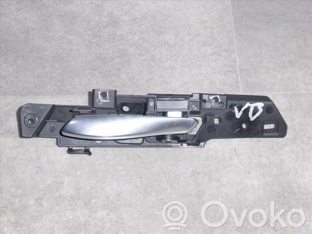 BMW X5 E70 Manecilla interna puerta trasera 