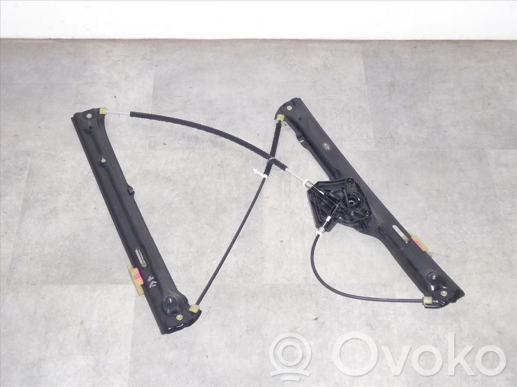 BMW X5 F15 Meccanismo di sollevamento del finestrino anteriore senza motorino 