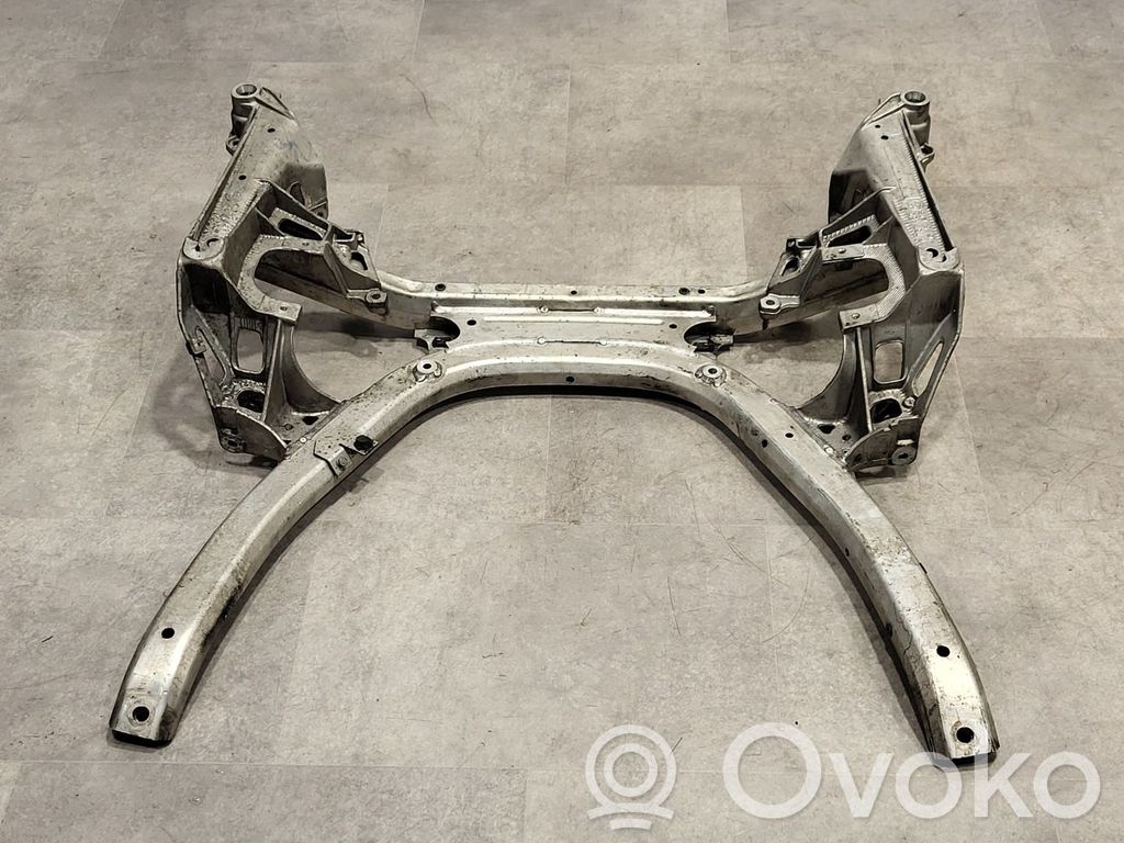BMW 5 E60 E61 Subcadru frontal 