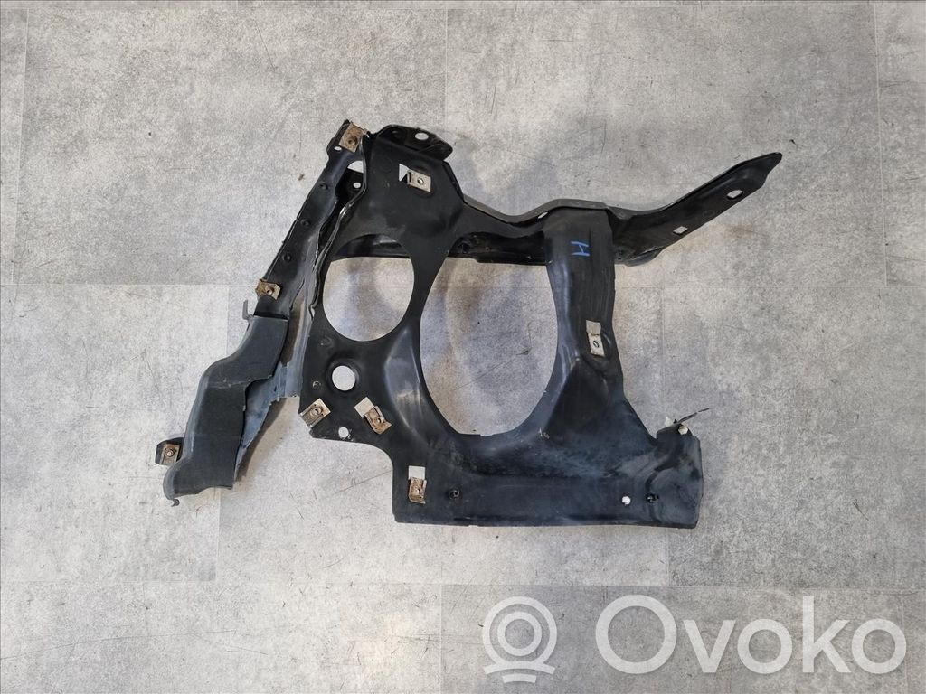 Panel lateral delantero   51717022968,51717022968