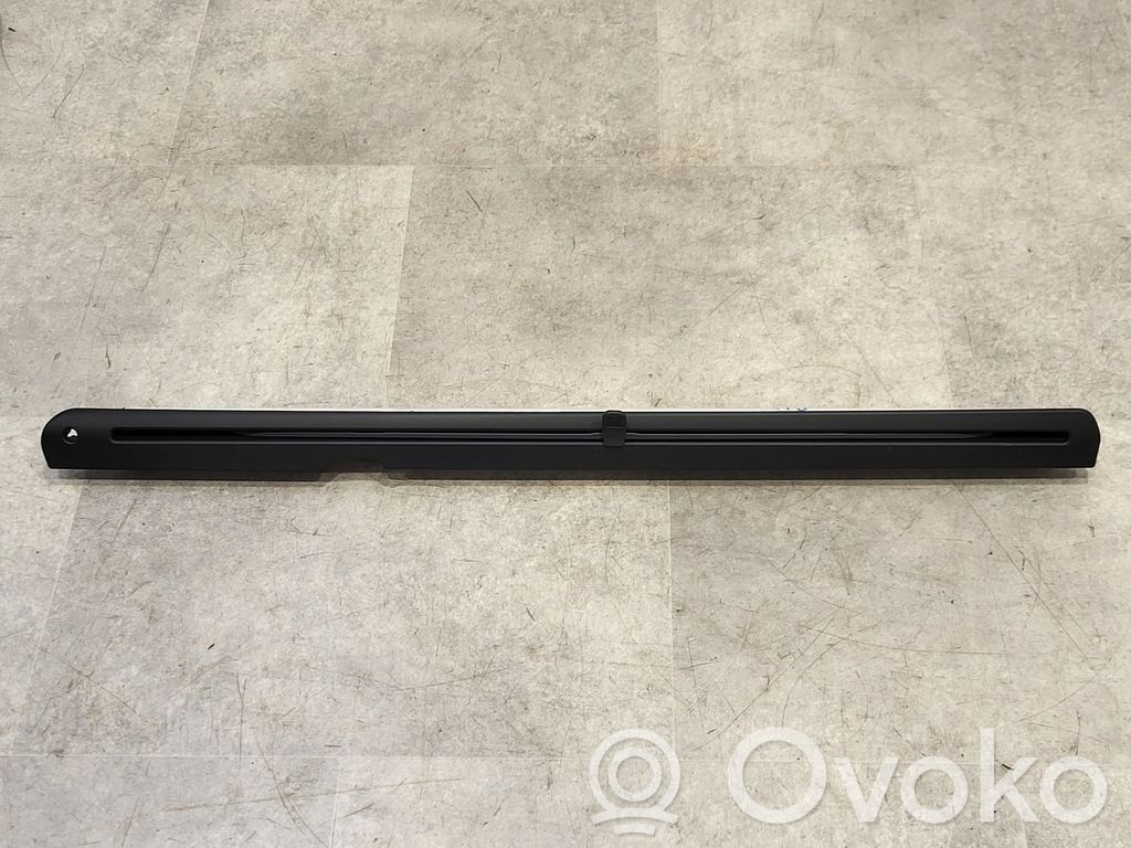 BMW X5M F85 Zasłona przeciwsłoneczna / Zasłona szyby drzwi tylnych 