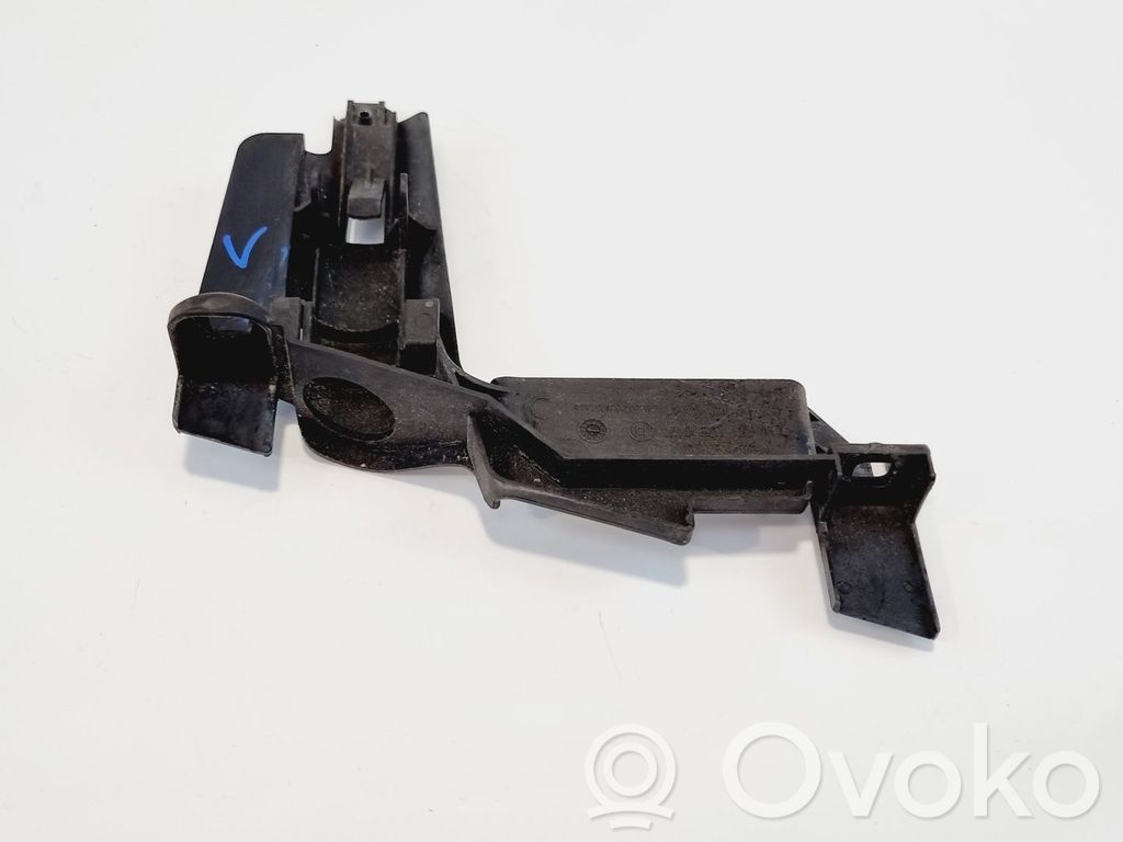 BMW 3 E46 Headlight/headlamp mounting bracket 
