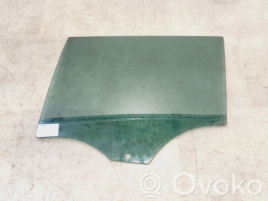 BMW 3 E90 E91 Rear door window glass 