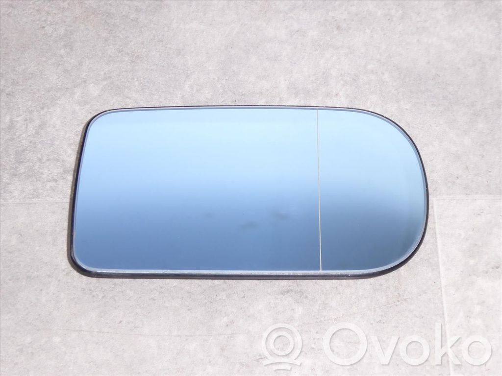 BMW 7 E38 Spoguļa stikls 
