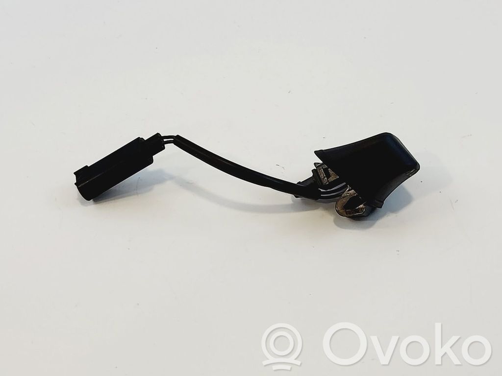 BMW 3 E90 E91 Ugello a spruzzo lavavetri per parabrezza 