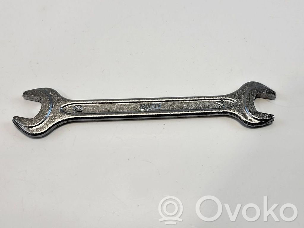 Kit d’outils   71111126148,71111126148