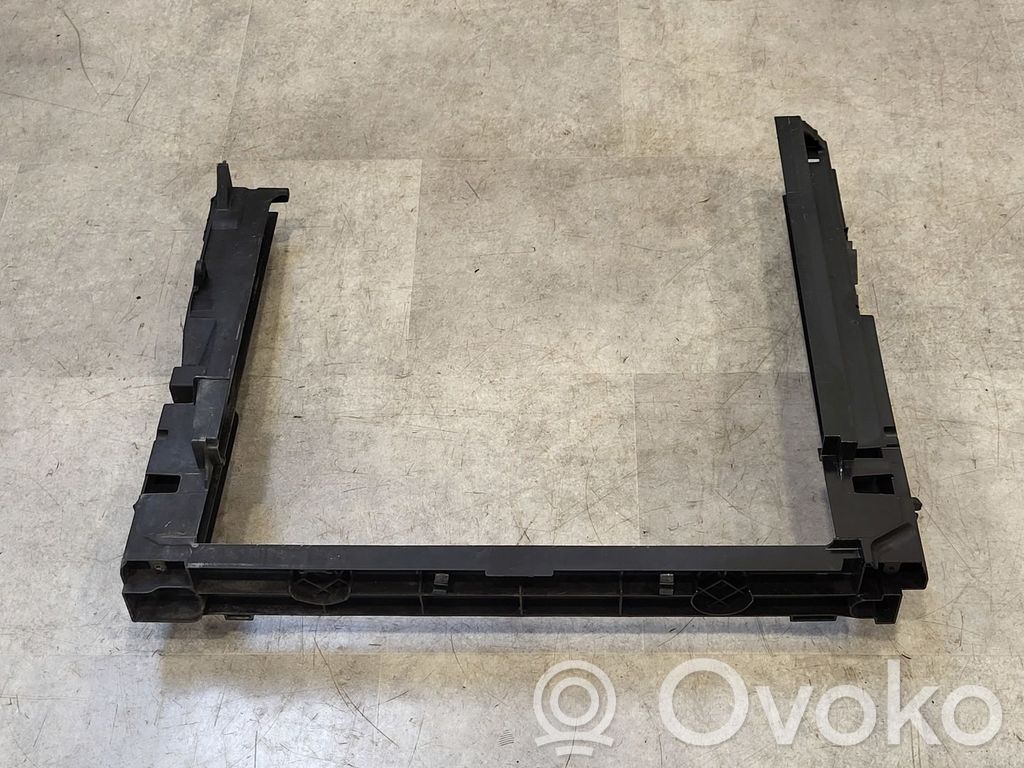 BMW X5 E70 Staffa di montaggio del radiatore 