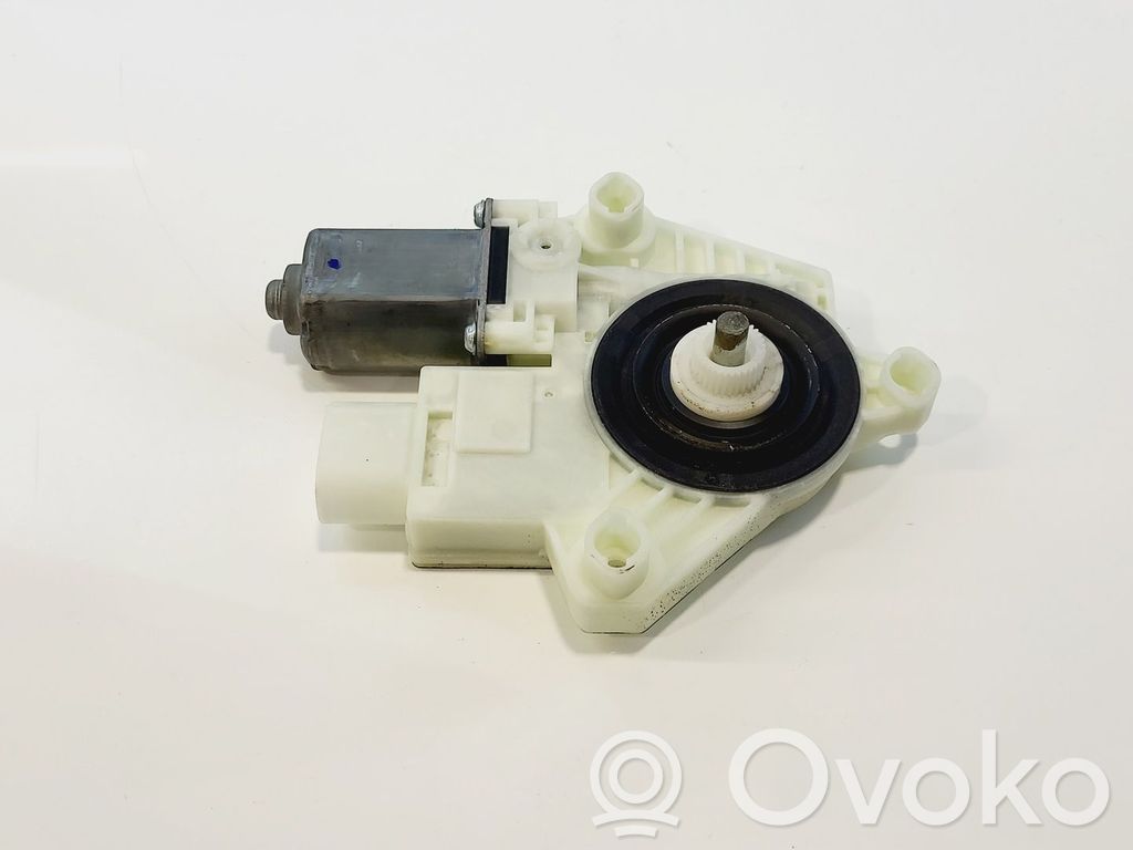 BMW 5 G30 G31 G38 Alzacristalli della portiera anteriore con motorino 
