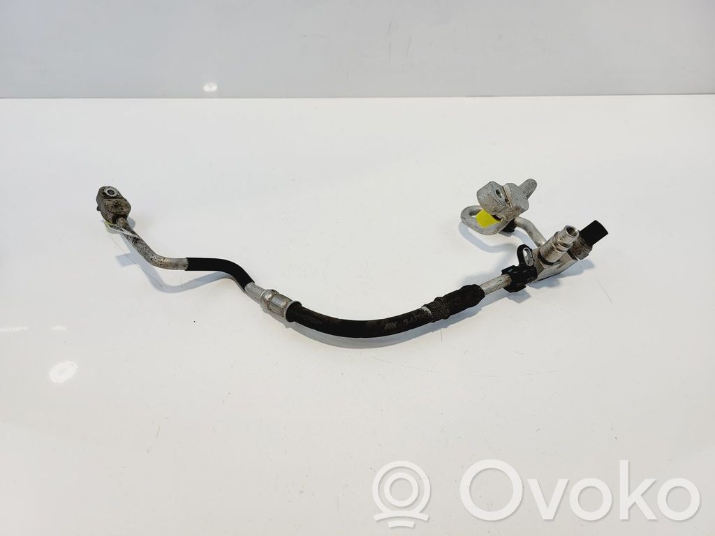 BMW 3 E30 Conductă/furtun lichid de răcire motor 