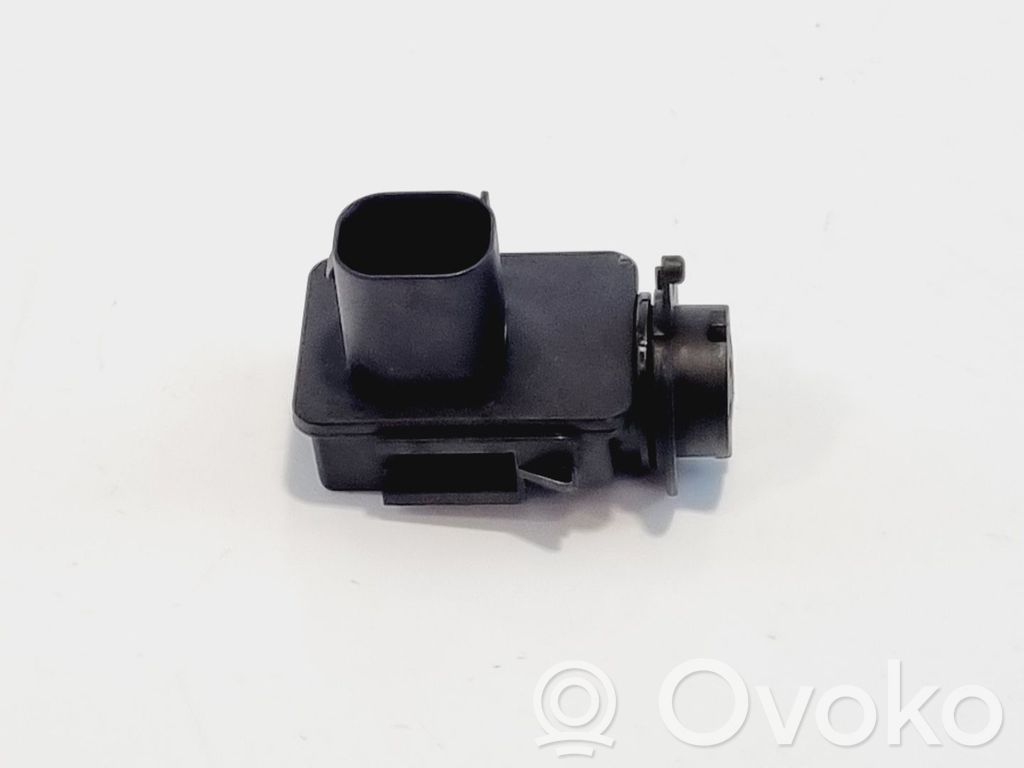 BMW 5 G30 G31 G38 Czujnik AUC 