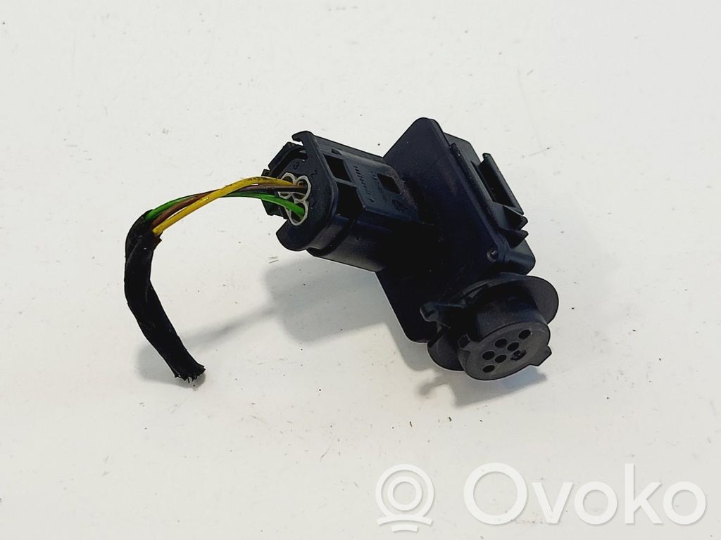 BMW 5 G30 G31 G38 Czujnik AUC 