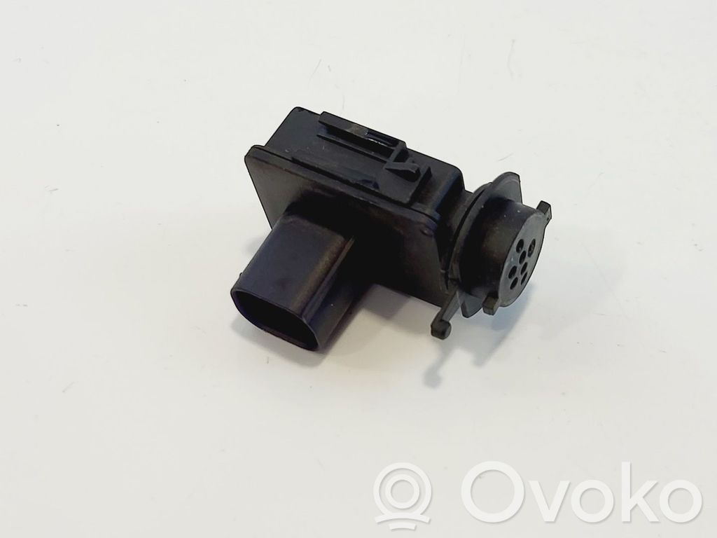 BMW 5 G30 G31 G38 Czujnik AUC 