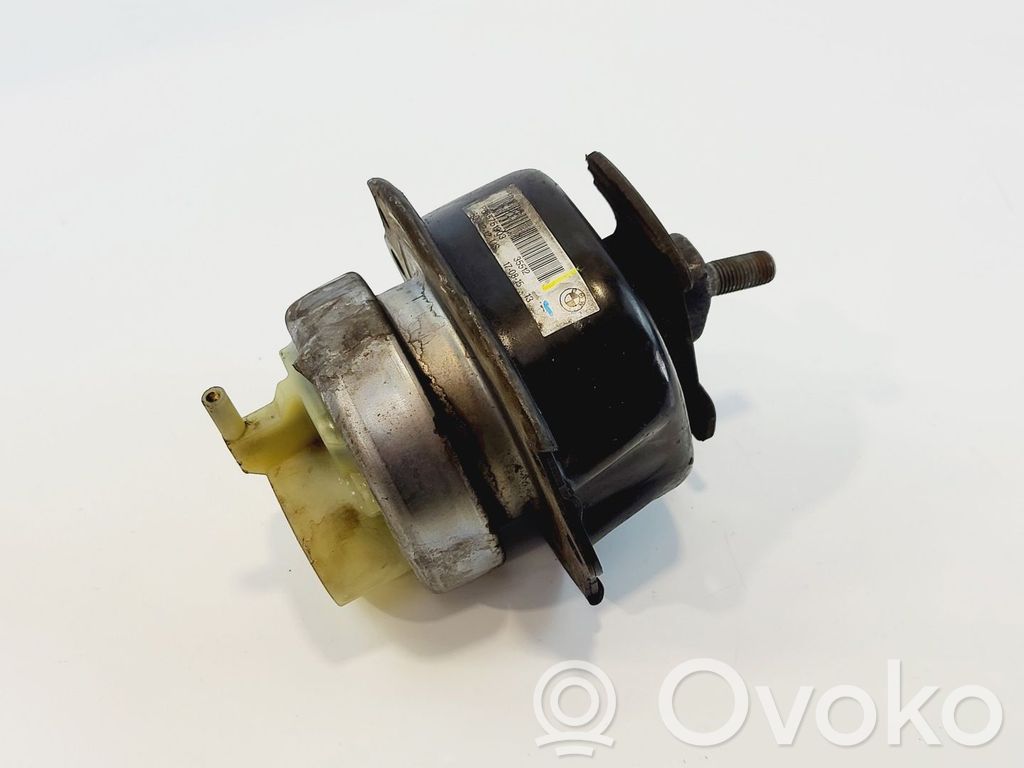 BMW X5 F15 Engine mounting bracket 