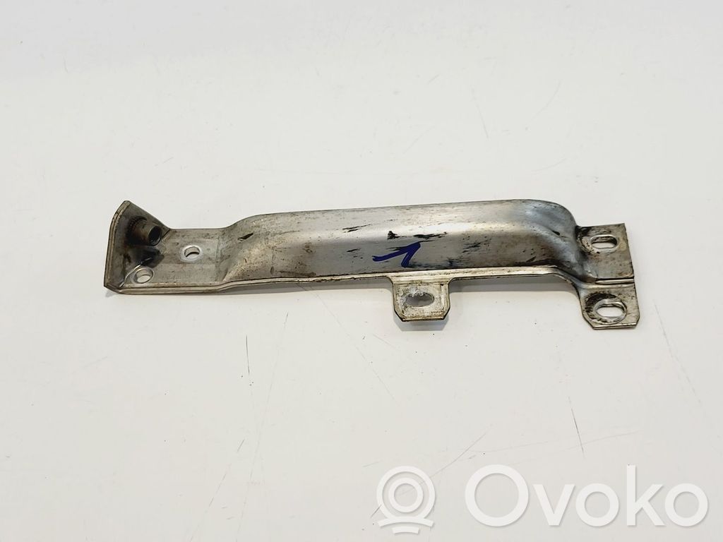 BMW 5 F10 F11 Supporto di montaggio del parafango 