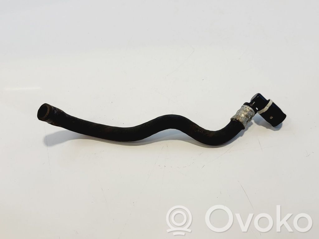 BMW 5 F10 F11 Conductă/furtun lichid de răcire motor 