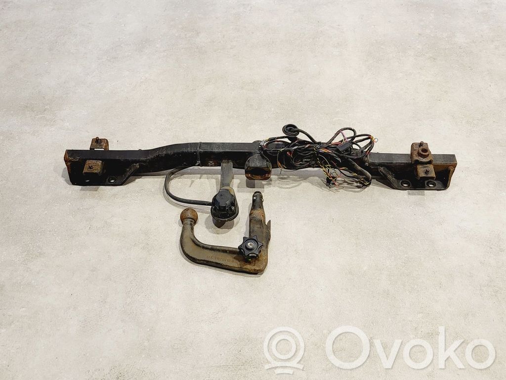 BMW 5 E60 E61 Irroitettava vetokoukku 