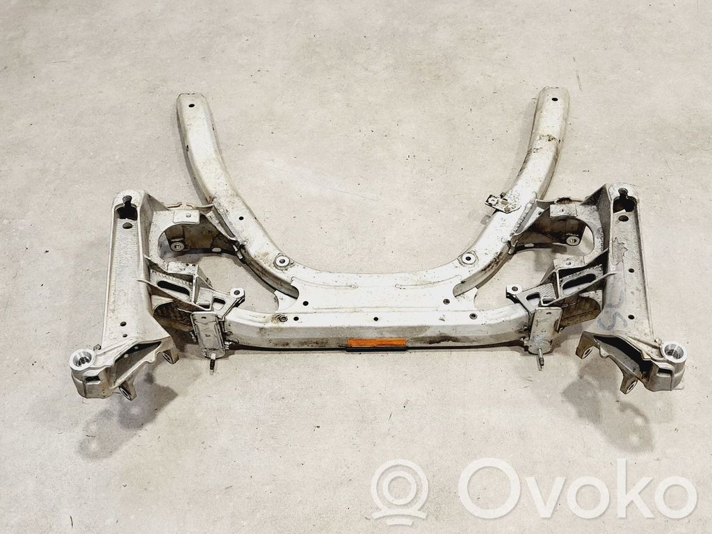BMW 5 E60 E61 Subcadru frontal 
