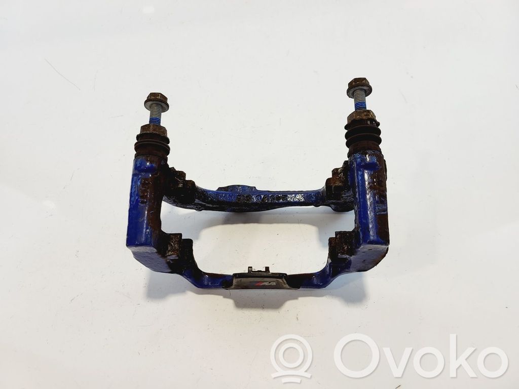 BMW 5 G30 G31 G38 Supporto della pinza del freno posteriore